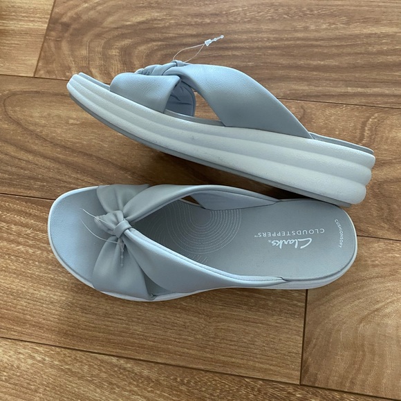 Sold - Picture 4 of 6